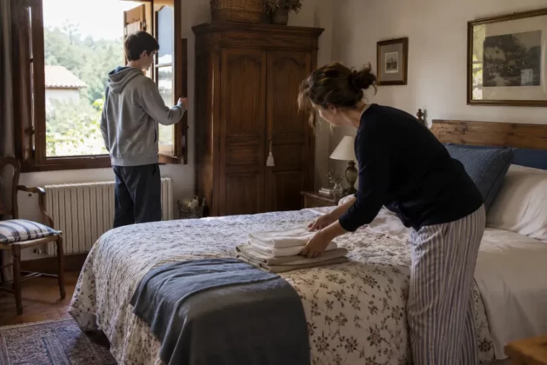 Mesa para 8 personas bien integrado en una vivienda real